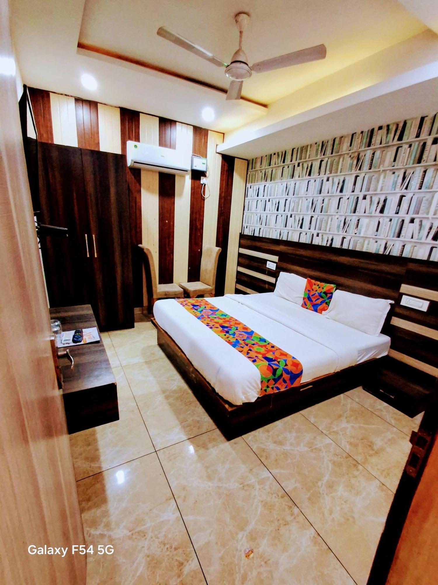 Hotel Welcome Residency Zirakpur Exterior foto